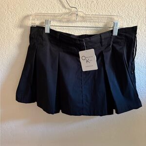 Orange kiss black pleated skort